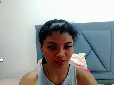 mia grey01 online show from 03/13/25, 11:51
