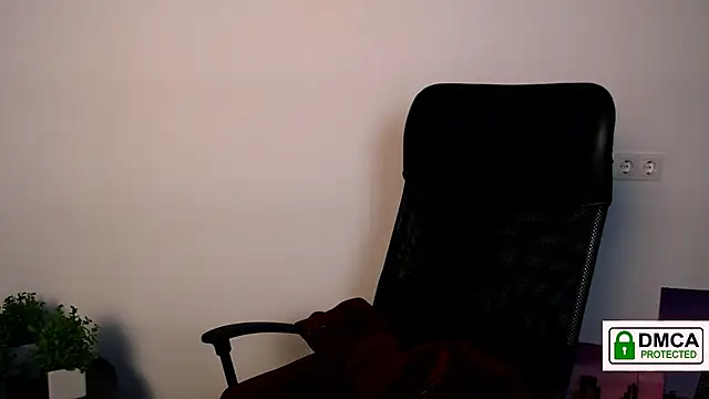 Lexi Jous online show from 10/08/25, 01:20