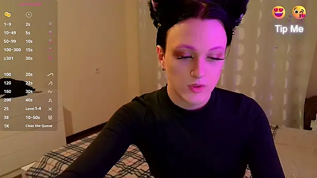 DianaRadrigo online show from 01/22/25, 06:20