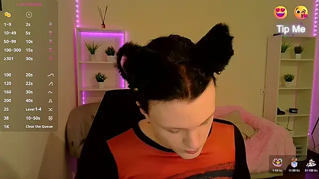 DianaRadrigo online show from 01/24/25, 08:23