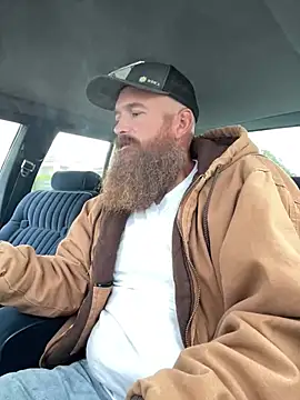 Snapshot of 32XRedBeard chatting on 02/22/25, 01:13 32XRedBeard online show from 02/22/25, 01:13