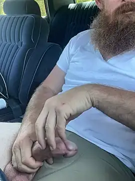 Snapshot of 32XRedBeard chatting on 03/12/25, 07:28 32XRedBeard online show from 03/12/25, 07:28