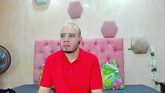 jacob lewitt online show from 02/12/25, 07:24