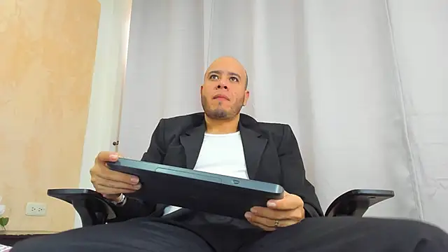 jacob lewitt online show from 02/19/25, 07:27