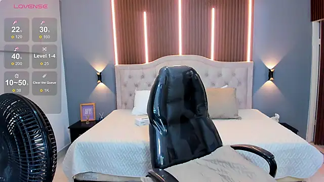 Tommy18   online show from 09/14/25, 03:38