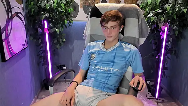 John Weasley online show from 09/21/25, 09:16