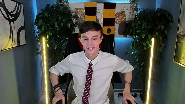 John Weasley online show from 10/19/25, 06:14