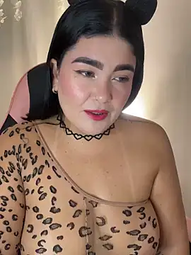 Snapshot of karla_hotgirl chatting on 03/29/26, 02:11 karla hotgirl online show from 03/29/26, 02:11