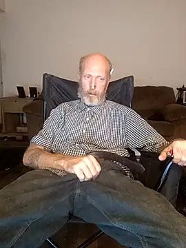 Snapshot of filthymind619 chatting on 11/02/25, 01:52 filthymind619 online show from 11/02/25, 01:52