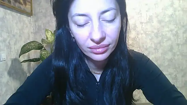 Snapshot of LissaBlossom chatting on 10/16/25, 05:30 LissaBlossom online show from 10/16/25, 05:30