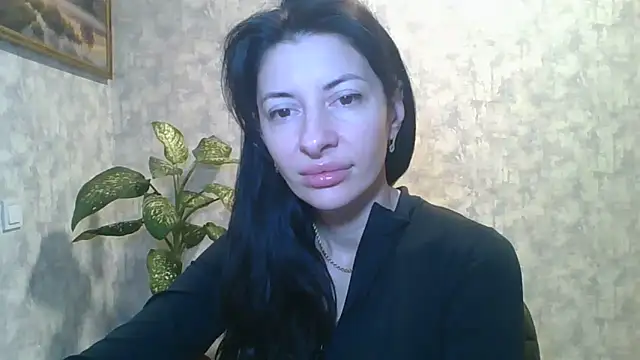 Snapshot of LissaBlossom chatting on 10/21/25, 03:40 LissaBlossom online show from 10/21/25, 03:40