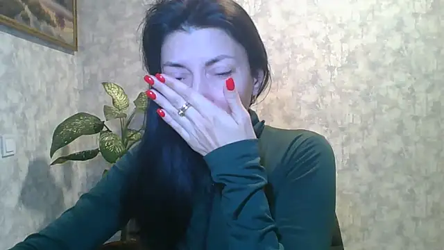 Snapshot of LissaBlossom chatting on 10/22/25, 03:40 LissaBlossom online show from 10/22/25, 03:40