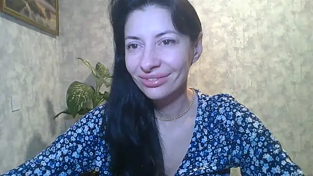 Snapshot of LissaBlossom chatting on 10/27/25, 05:00 LissaBlossom online show from 10/27/25, 05:00