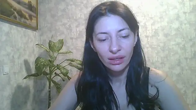 LissaBlossom online show from 12/16/25, 05:56