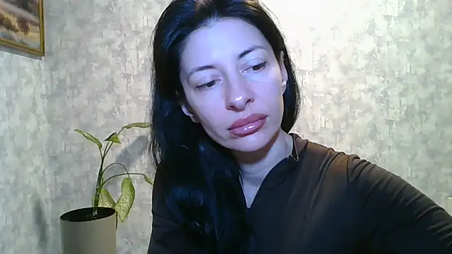 LissaBlossom online show from 05/18/26, 05:13