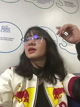 Snapshot of Catmila- chatting on 02/27/25, 11:48 Catmila- online show from 02/27/25, 11:48