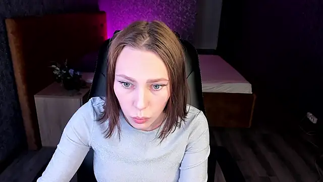 Aliceforfuun online show from 01/12/25, 08:46