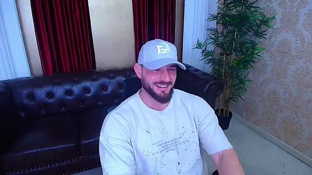 Snapshot of AdamJamesonn chatting on 11/03/25, 05:42 AdamJamesonn online show from 11/03/25, 05:42