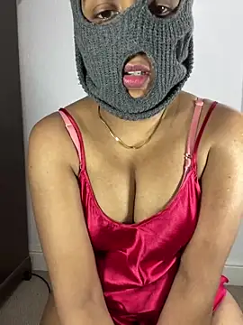 Snapshot of ArathyNambyarMallu chatting on 02/16/25, 03:05 ArathyNambyarMallu online show from 02/16/25, 03:05