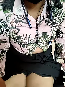 Snapshot of Lolitatamil chatting on 04/06/26, 01:23 Lolitatamil online show from 04/06/26, 01:23