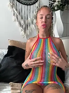 CheekyChels online show from 01/31/25, 12:51