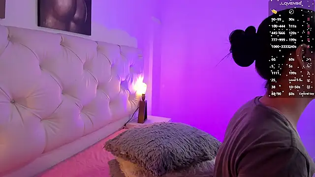 kathy bakerr online show from 11/17/25, 01:28