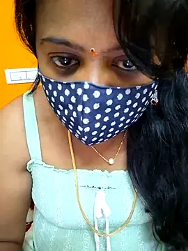 Snapshot of kanikasree chatting on 01/10/25, 06:06 kanikasree online show from 01/10/25, 06:06