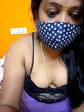 Snapshot of kanikasree chatting on 01/22/25, 09:43 kanikasree online show from 01/22/25, 09:43