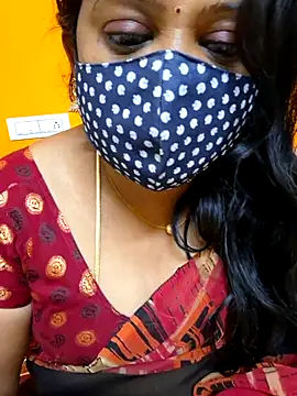 Snapshot of kanikasree chatting on 01/24/25, 10:51 kanikasree online show from 01/24/25, 10:51