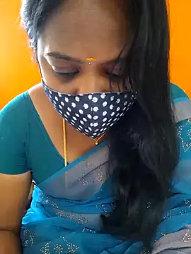 Snapshot of kanikasree chatting on 01/29/25, 07:04 kanikasree online show from 01/29/25, 07:04