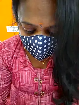 Snapshot of kanikasree chatting on 01/31/25, 12:07 kanikasree online show from 01/31/25, 12:07