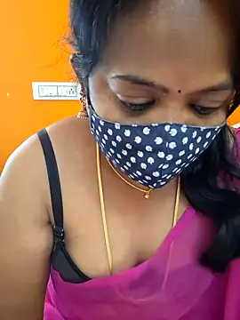 Snapshot of kanikasree chatting on 02/02/25, 07:41 kanikasree online show from 02/02/25, 07:41