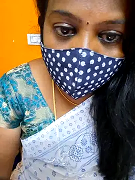 Snapshot of kanikasree chatting on 02/07/25, 06:02 kanikasree online show from 02/07/25, 06:02