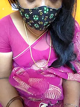 Snapshot of kanikasree chatting on 02/11/25, 09:35 kanikasree online show from 02/11/25, 09:35