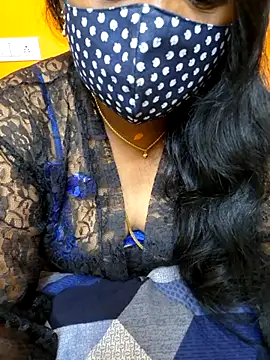 Snapshot of kanikasree chatting on 02/12/25, 02:10 kanikasree online show from 02/12/25, 02:10