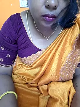 Snapshot of kanikasree chatting on 03/03/25, 12:27 kanikasree online show from 03/03/25, 12:27