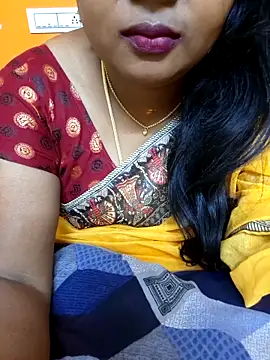 Snapshot of kanikasree chatting on 03/04/25, 05:03 kanikasree online show from 03/04/25, 05:03