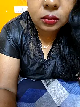 Snapshot of kanikasree chatting on 03/06/25, 06:48 kanikasree online show from 03/06/25, 06:48