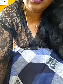 Snapshot of kanikasree chatting on 03/10/25, 02:06 kanikasree online show from 03/10/25, 02:06