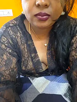 Snapshot of kanikasree chatting on 03/10/25, 08:15 kanikasree online show from 03/10/25, 08:15