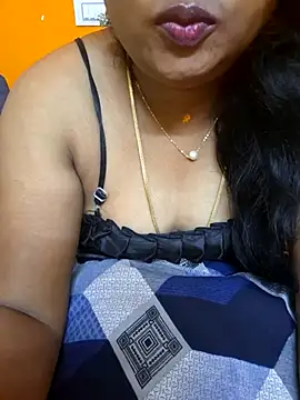 Snapshot of kanikasree chatting on 03/12/25, 05:07 kanikasree online show from 03/12/25, 05:07