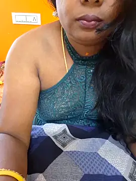 Snapshot of kanikasree chatting on 03/13/25, 07:20 kanikasree online show from 03/13/25, 07:20