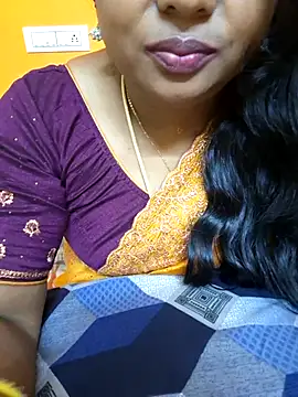Snapshot of kanikasree chatting on 03/14/25, 11:11 kanikasree online show from 03/14/25, 11:11