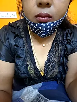 Snapshot of kanikasree chatting on 03/18/25, 07:42 kanikasree online show from 03/18/25, 07:42