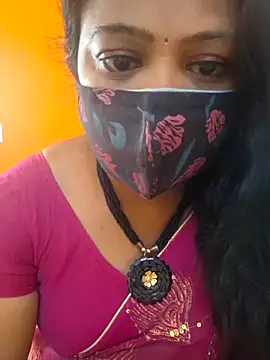 Snapshot of kanikasree chatting on 11/13/25, 03:49 kanikasree online show from 11/13/25, 03:49