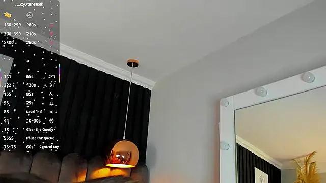 chelsea bolton  online show from 11/16/25, 12:22