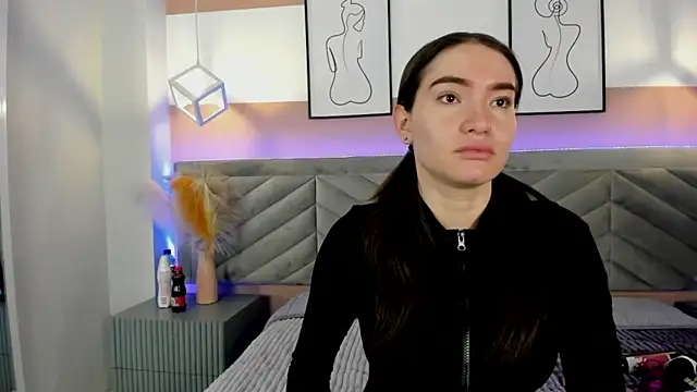 chelsea bolton  online show from 07/28/26, 12:12