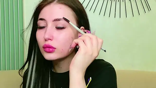 EmmaLawrens online show from 05/24/26, 10:42