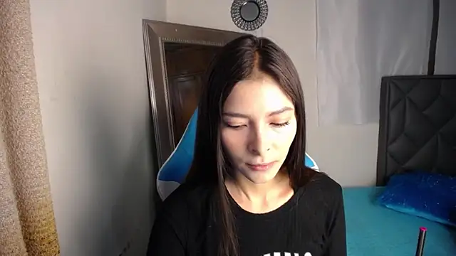 Aleska Miami online show from 10/20/25, 02:39