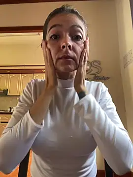 Snapshot of Aleska_Miami chatting on 02/13/26, 02:13 Aleska Miami online show from 02/13/26, 02:13